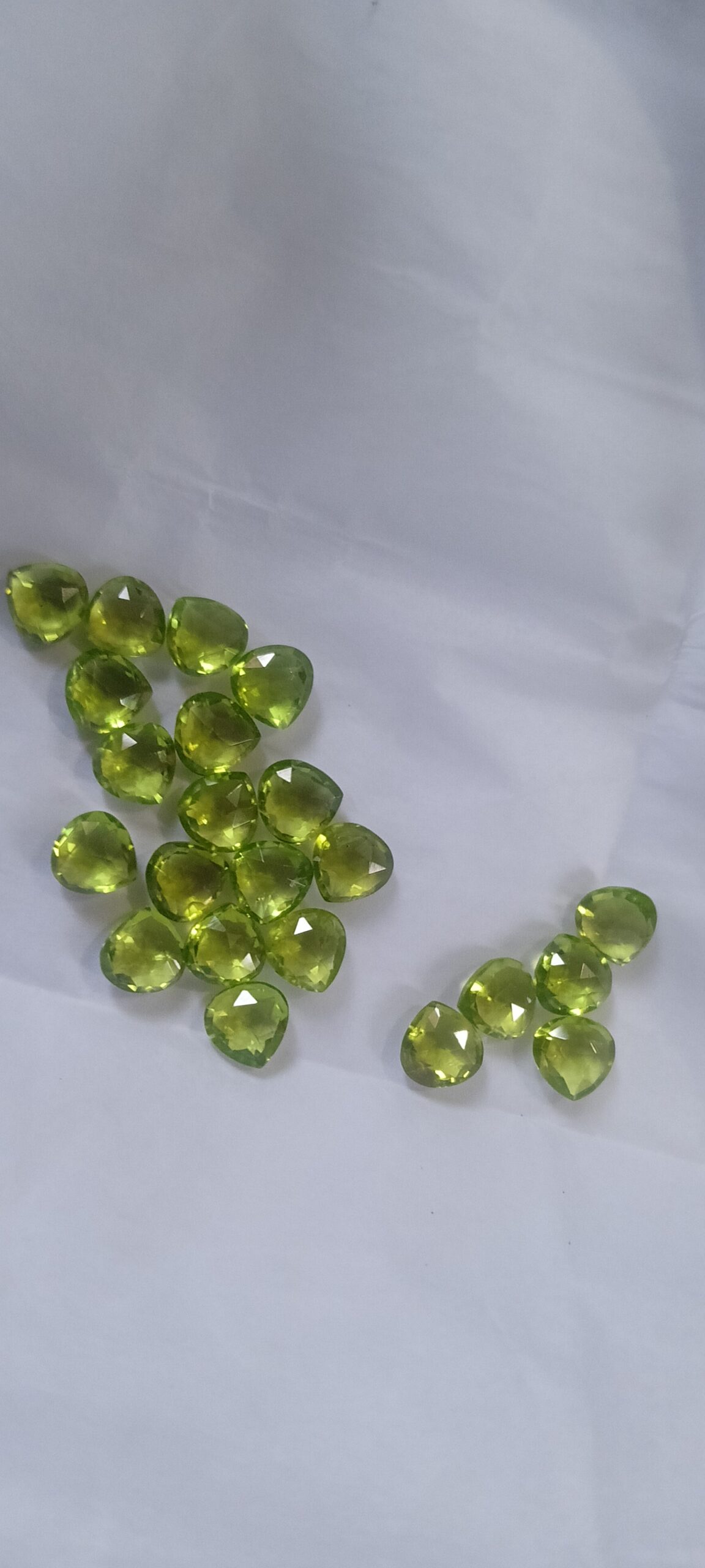 Peridot Rose Cut Gemstone 7×7 mm– Pair for Earrings50 pis50 carrat