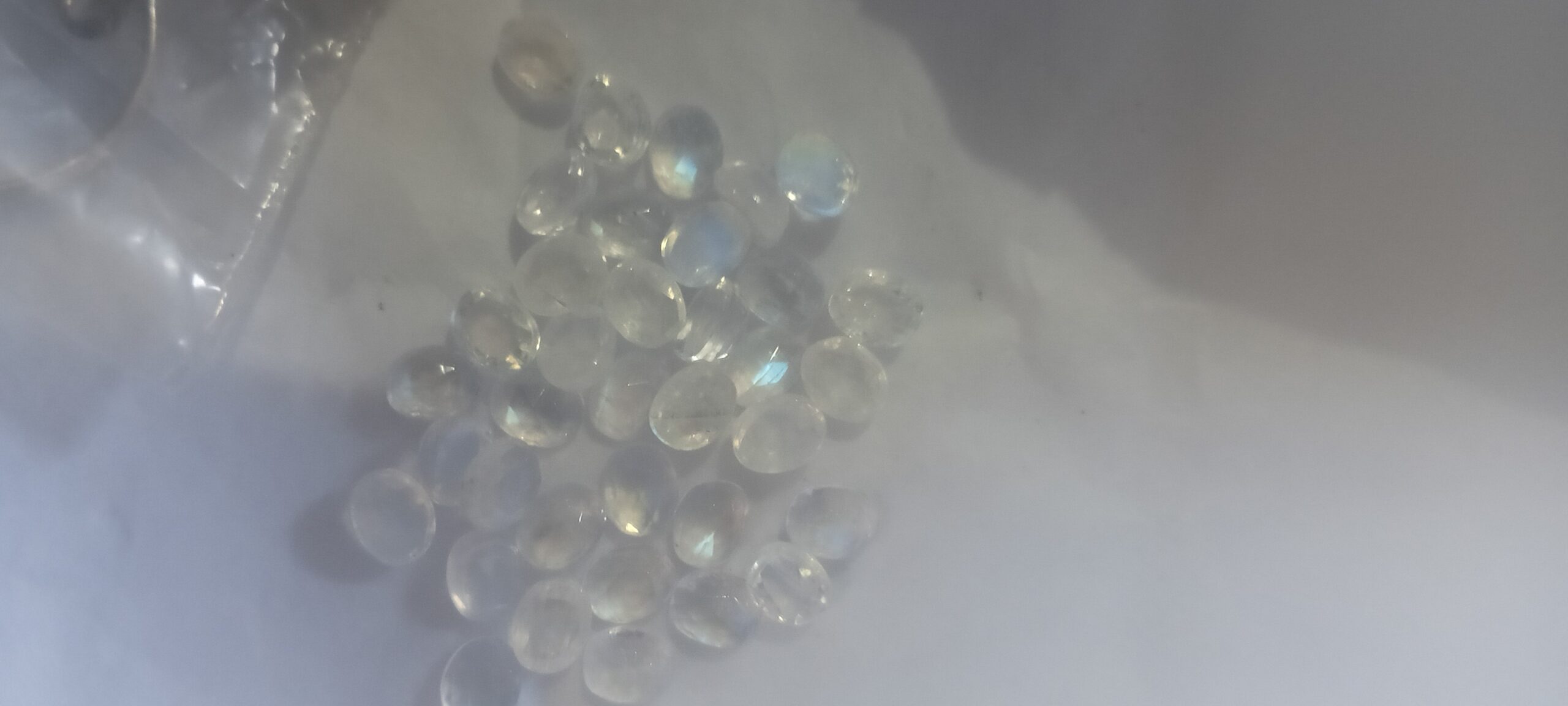 Fancy Polki moonstone (white rainbow)8×10 mm50pis Loose Stone for Jewelry Making rings - Image 2